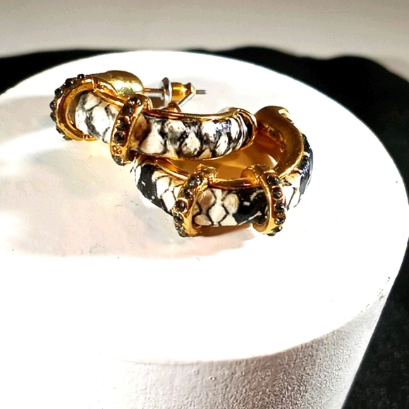 Gold and snake skin hoops - Picture 2 of 4
